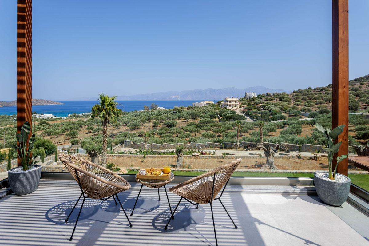 Zeus Luxury Villas